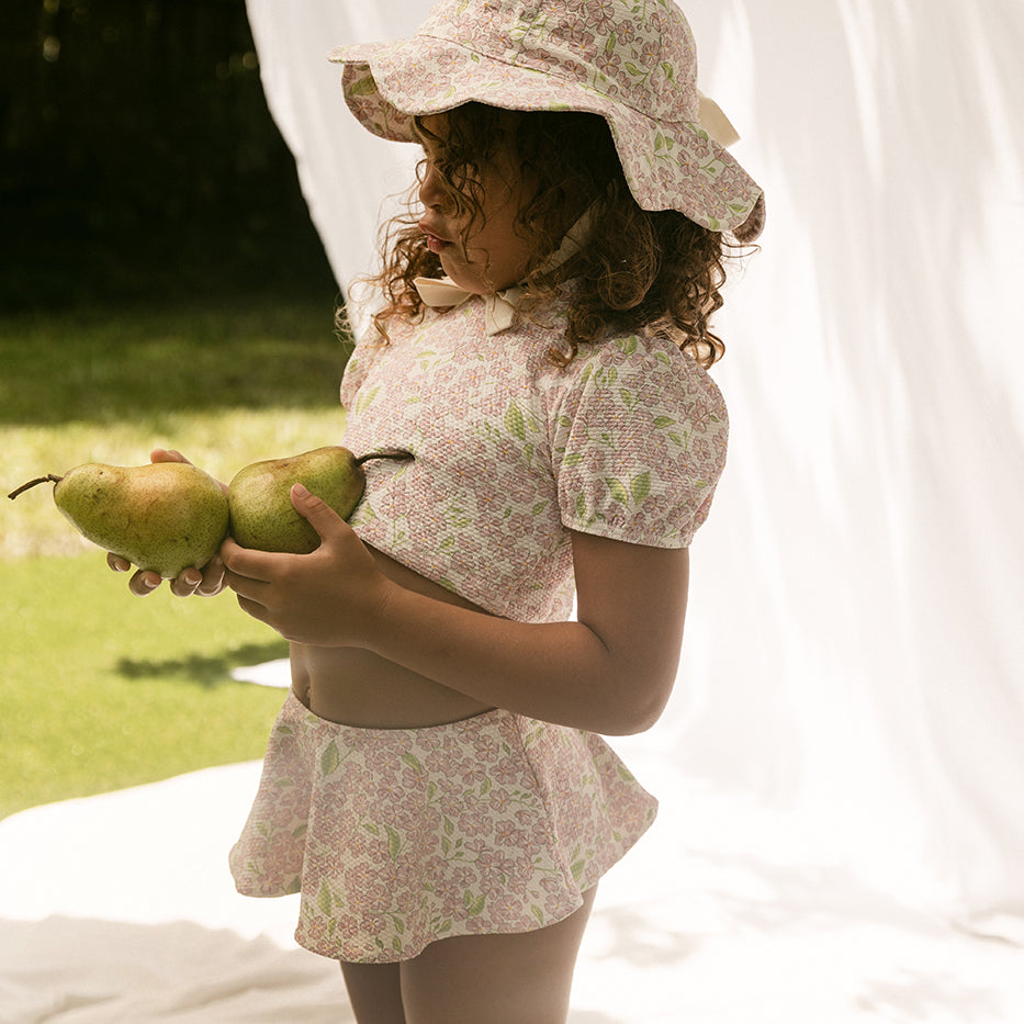 Petal Sun Hat · Peony