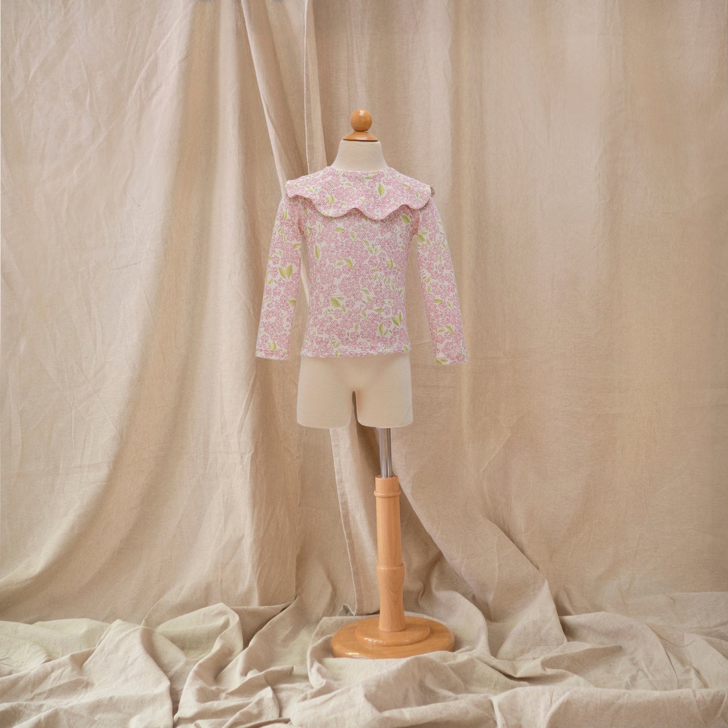 Petal Rashguard · Peony